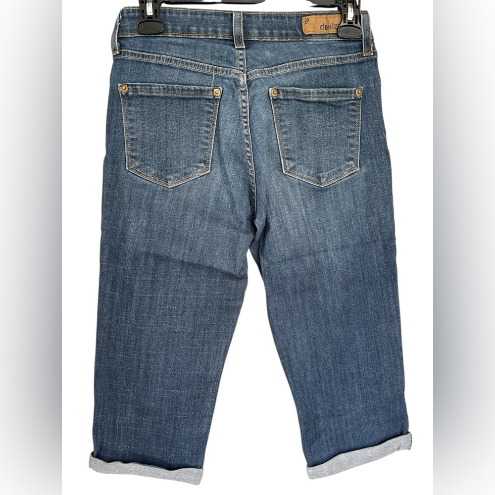 Denizen from Levi's Totally Shaping Capris Blue Jean Capri, Misses Size 4 - Picture 5 of 12